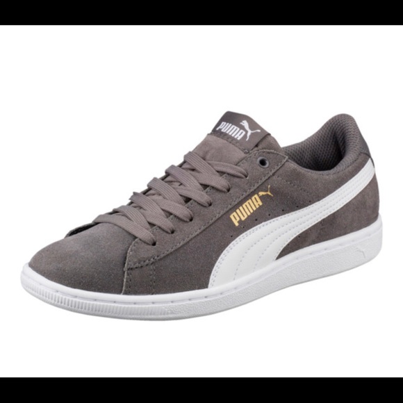 Women Grey Suede Pumas shoes - Picture 1 of 6